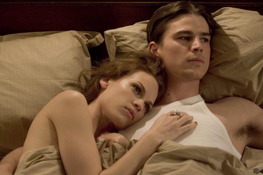 Hilary Swank et Josh Hartnett dans Le Dahlia Noir