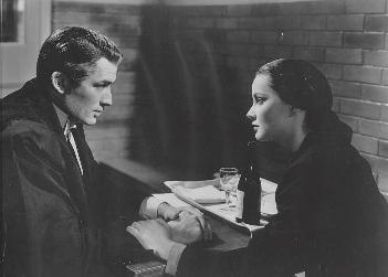 Face à face entre l'avocat (Gregory Peck) et sa cliente (Alida Valli)