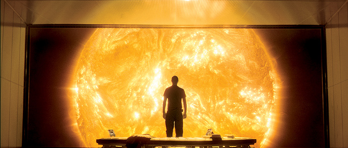 Le soleil sur le point de mourir, source de toutes les attentions dans le Sunshine de Danny Boyle